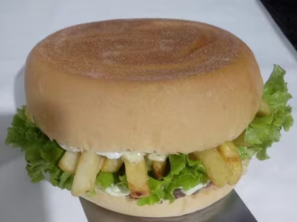Xis Salada c/ fritas - CLUBE